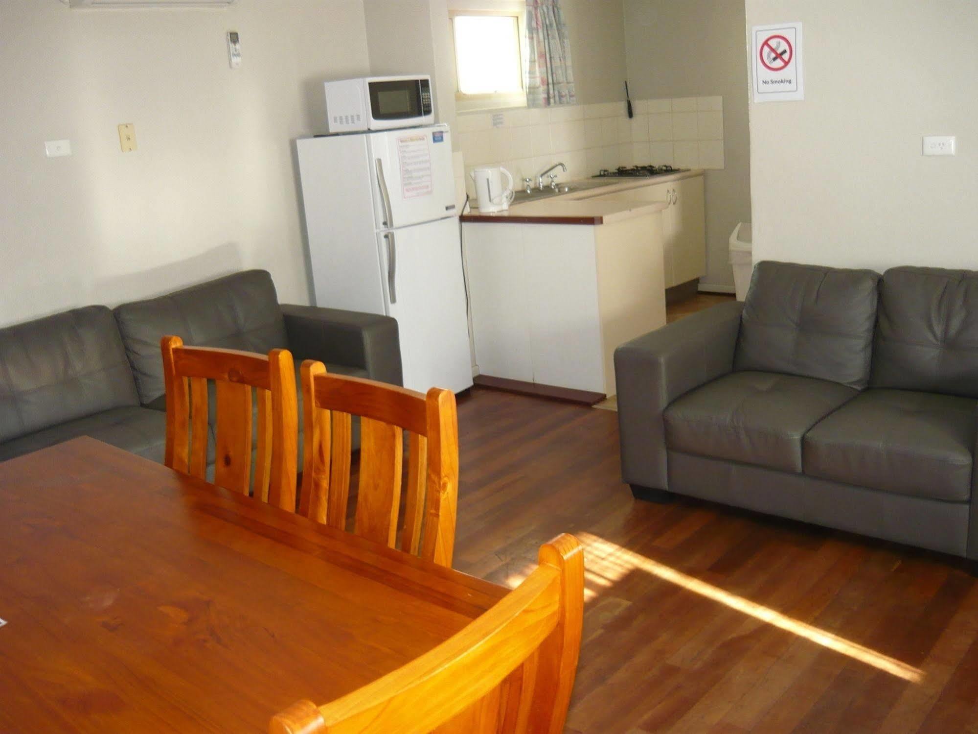 Albany Apartments Kültér fotó